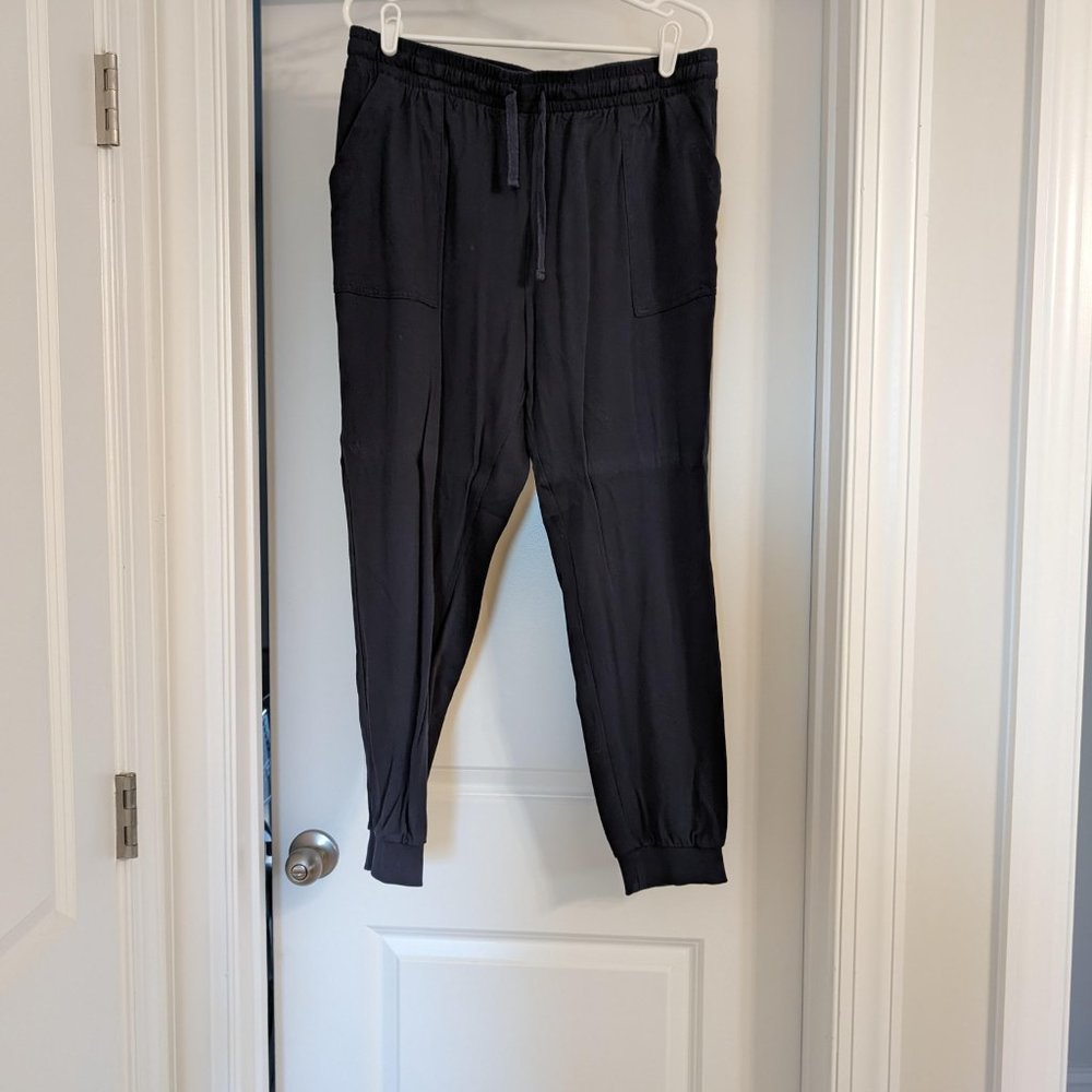 Black linen like pants